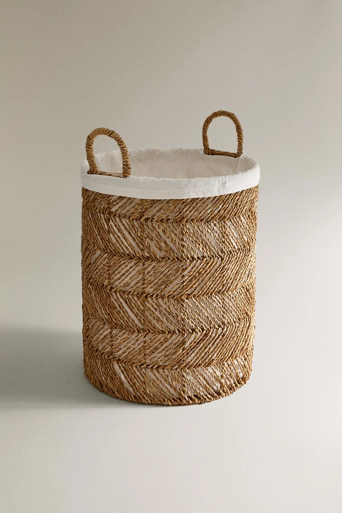 ROUND BASKET WITH COTTON LINING