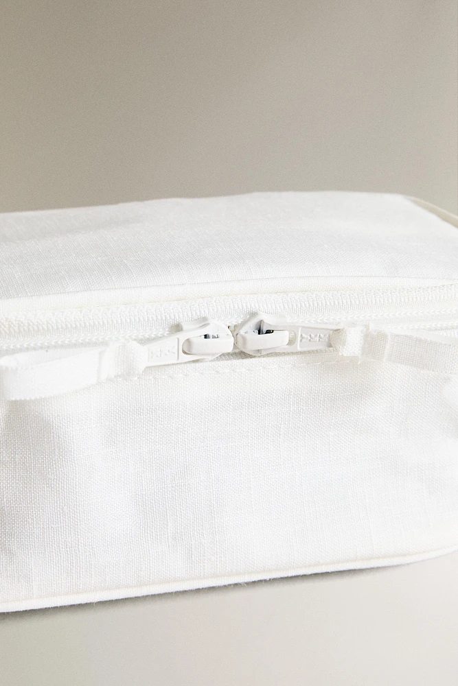 SMALL PLAIN LINEN MAKEUP BAG