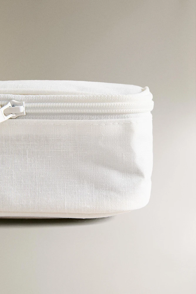 SMALL PLAIN LINEN MAKEUP BAG