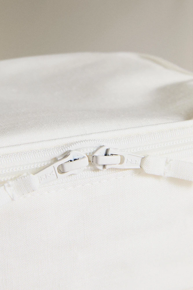 LARGE PLAIN LINEN MAKEUP BAG