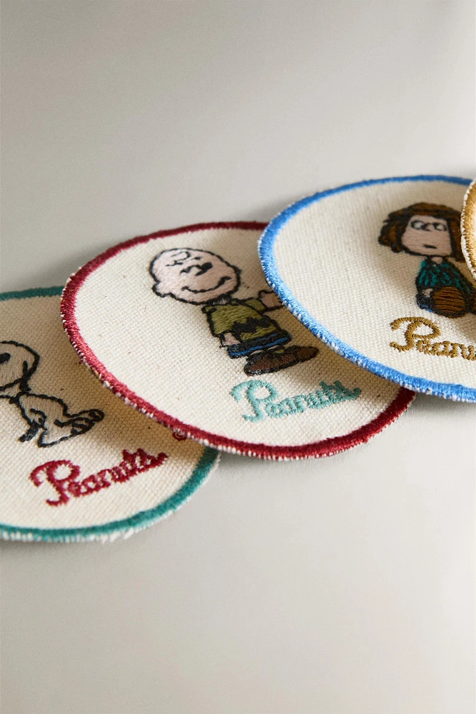 CHILDREN’S SET OF PEANUTS™ PATCHES (SET OF 4)