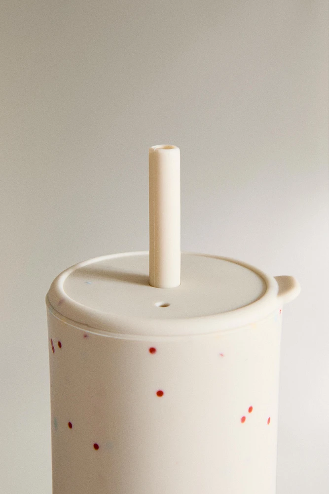 CHILDREN’S POLKA DOT TUMBLER WITH A STRAW