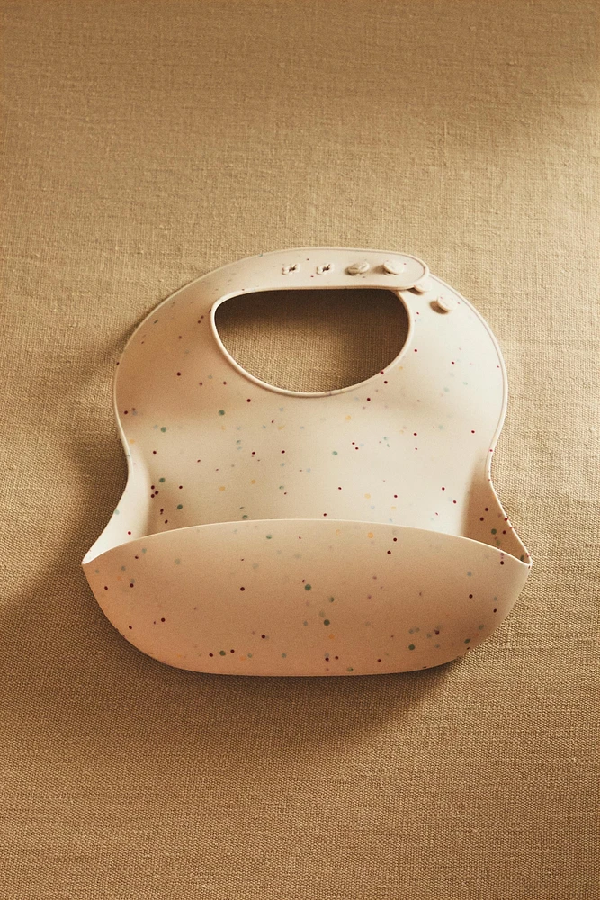 CHILDREN'S POLKA DOT SILICONE BIB