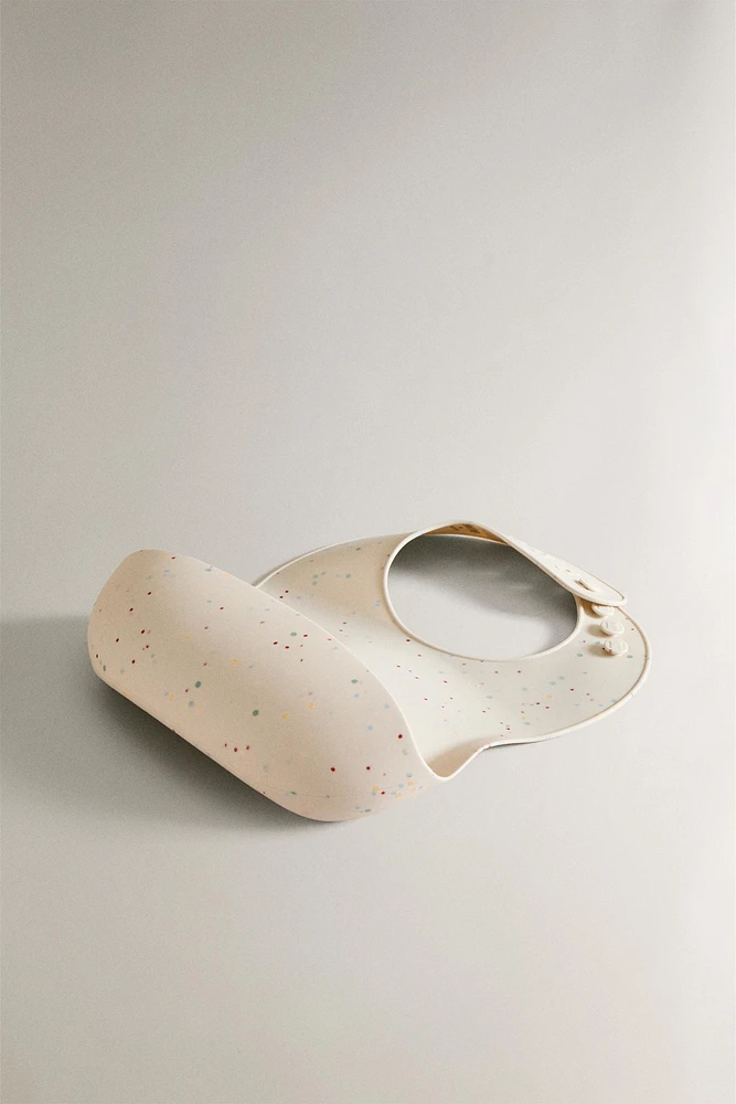 CHILDREN'S POLKA DOT SILICONE BIB