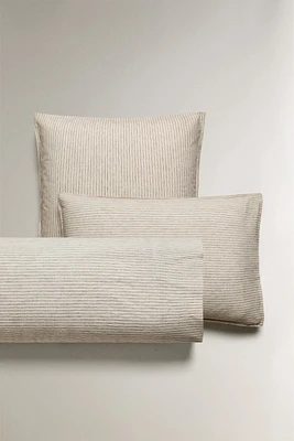 STRIPED PILLOWCASE
