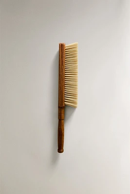 WOODEN BRUSH