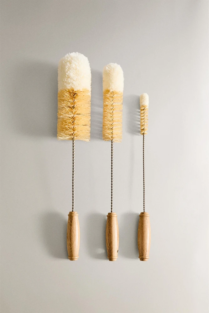 SET OF BOTTLE BRUSHES