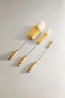 SET OF BOTTLE BRUSHES