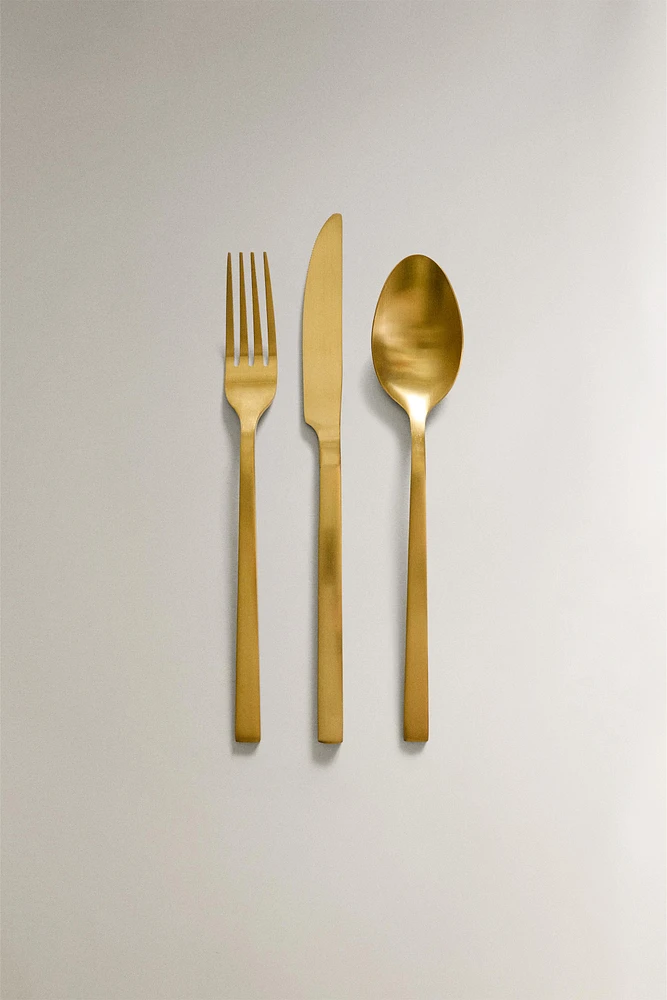 3-PIECE GOLDEN STEEL FLATWARE SET