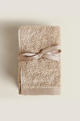 PACK OF COTTON HAND TOWELS (PACK 3)