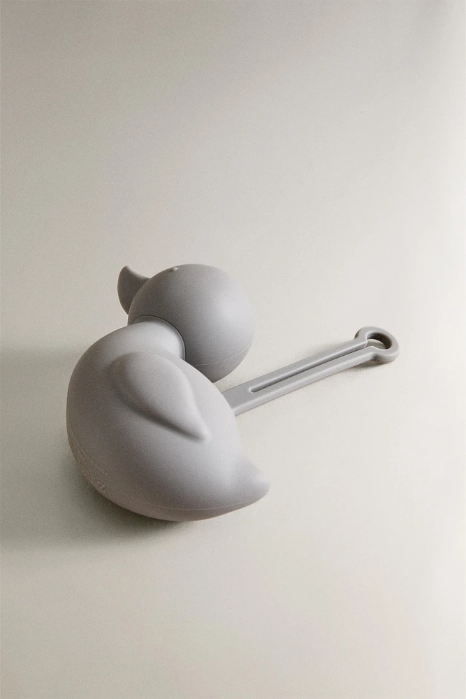 CHILDREN’S DUCKLING PACIFIER HOLDER