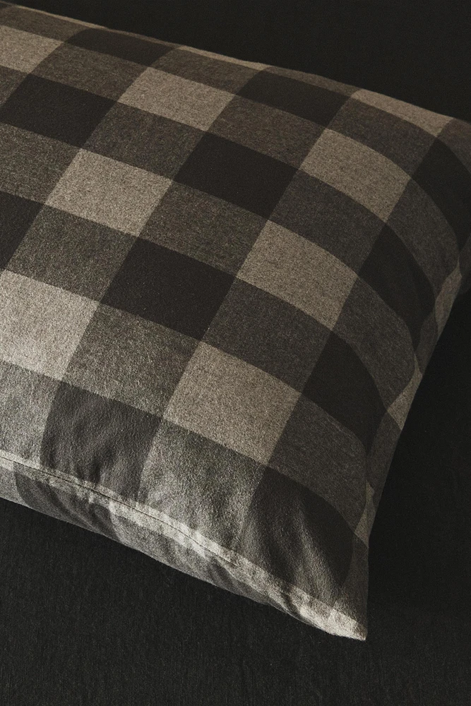 CHECK FLANNEL PILLOWCASE