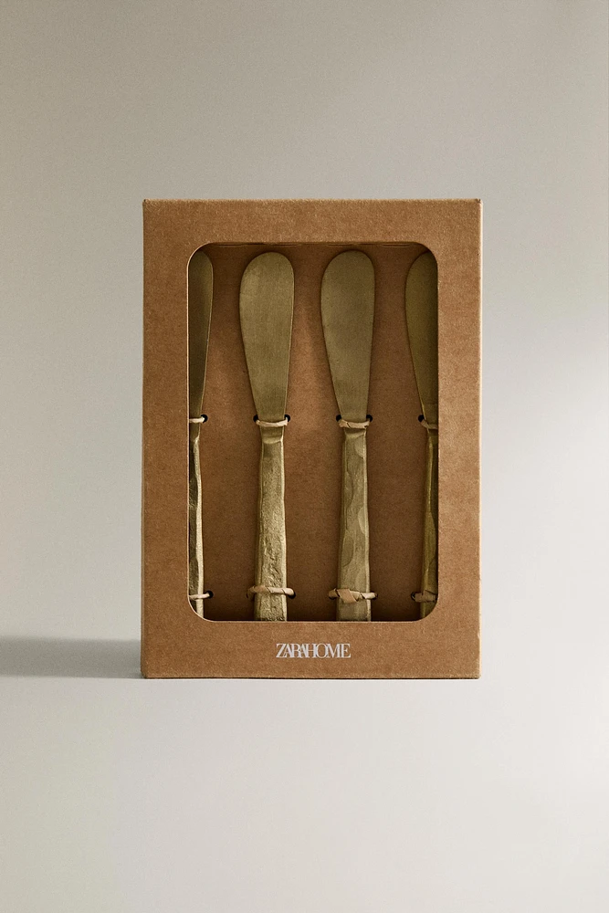 LOT COUTEAUX À BEURRE MARTELÉS (LOT DE 4)