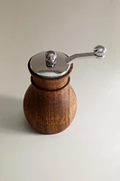 WOODEN PEPPER GRINDER WITH STEEL LID