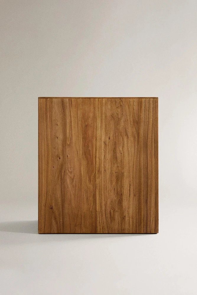 WOODEN CUBE SIDE TABLE