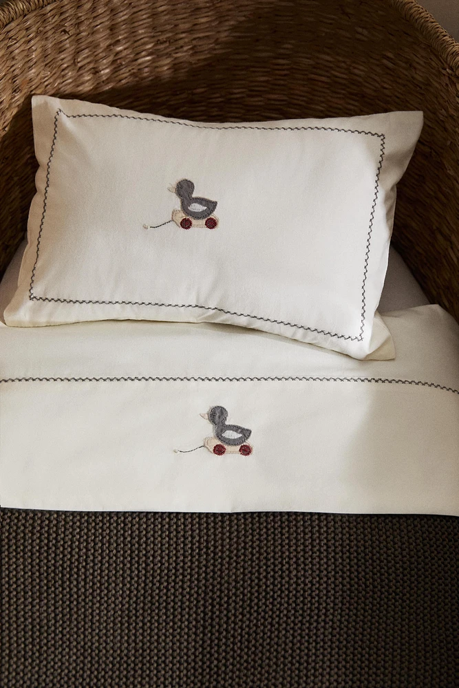 MINI CRIB SHEET SET WITH EMBROIDERED DUCKS