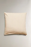 STRIPED PILLOWCASE