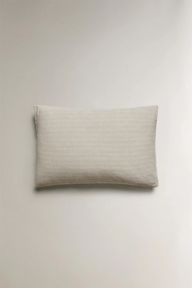 TEXTURED STRIPED PILLOWCASE