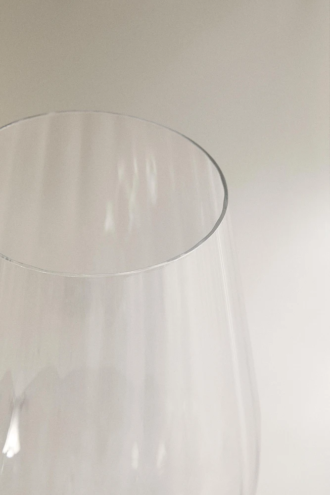 TEXTURED CRYSTALLINE WINE GLASS