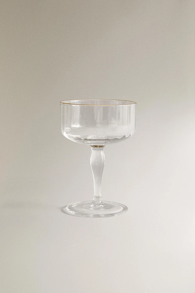 RAISED DESIGN WINE GLASS