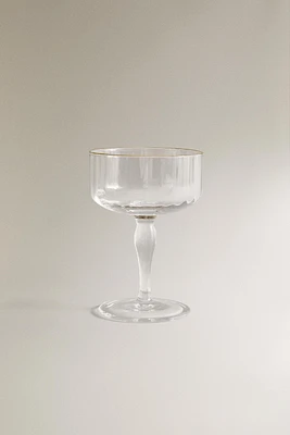 RAISED DESIGN WINE GLASS