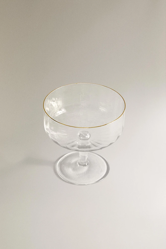 RAISED GLASS WITH GOLD RIM