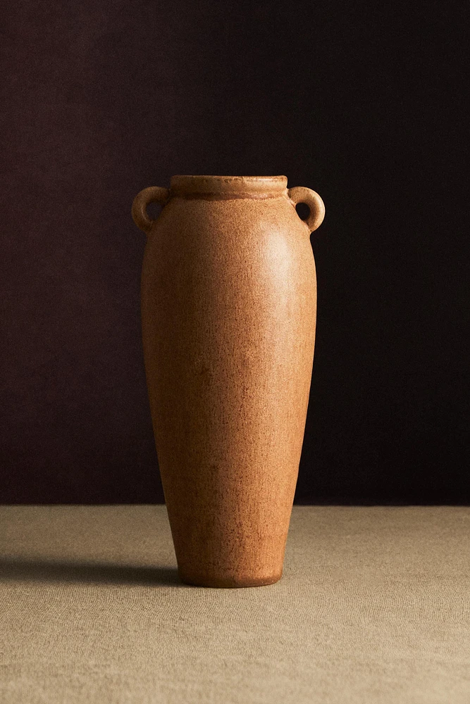 CERAMIC VASE WITH HANDLES