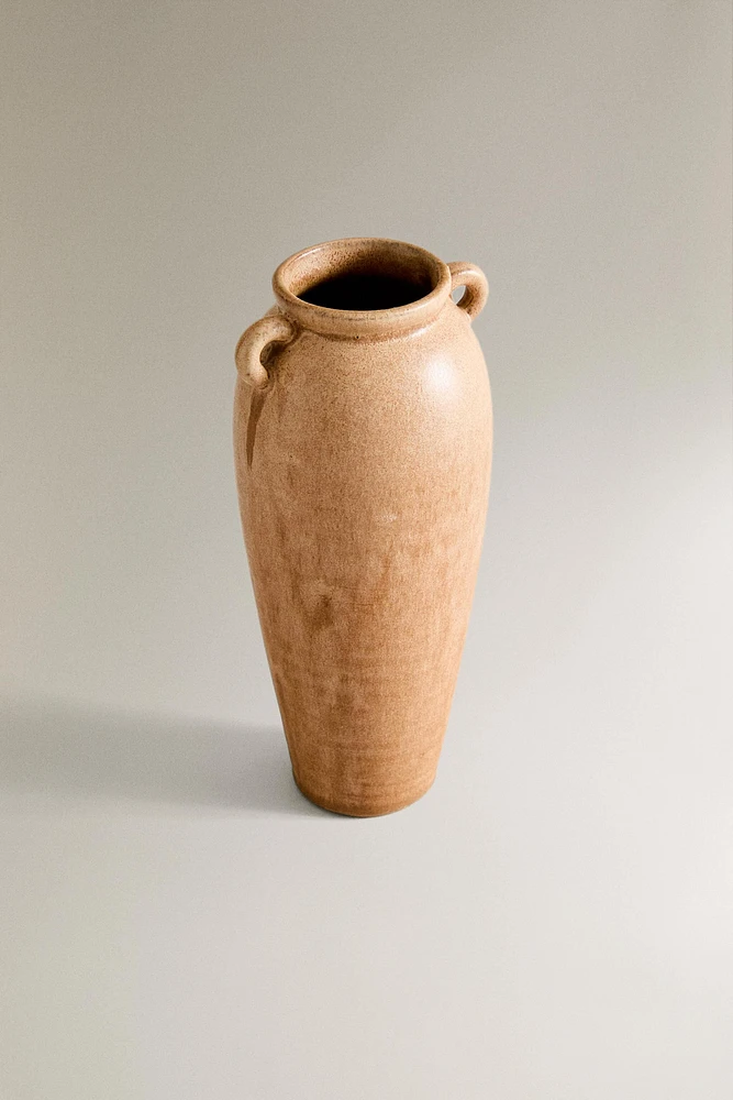 CERAMIC VASE WITH HANDLES