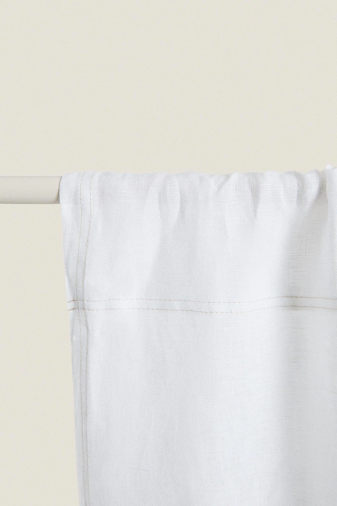 MEDIUM OPACITY DOUBLE-WIDE LINEN CURTAIN
