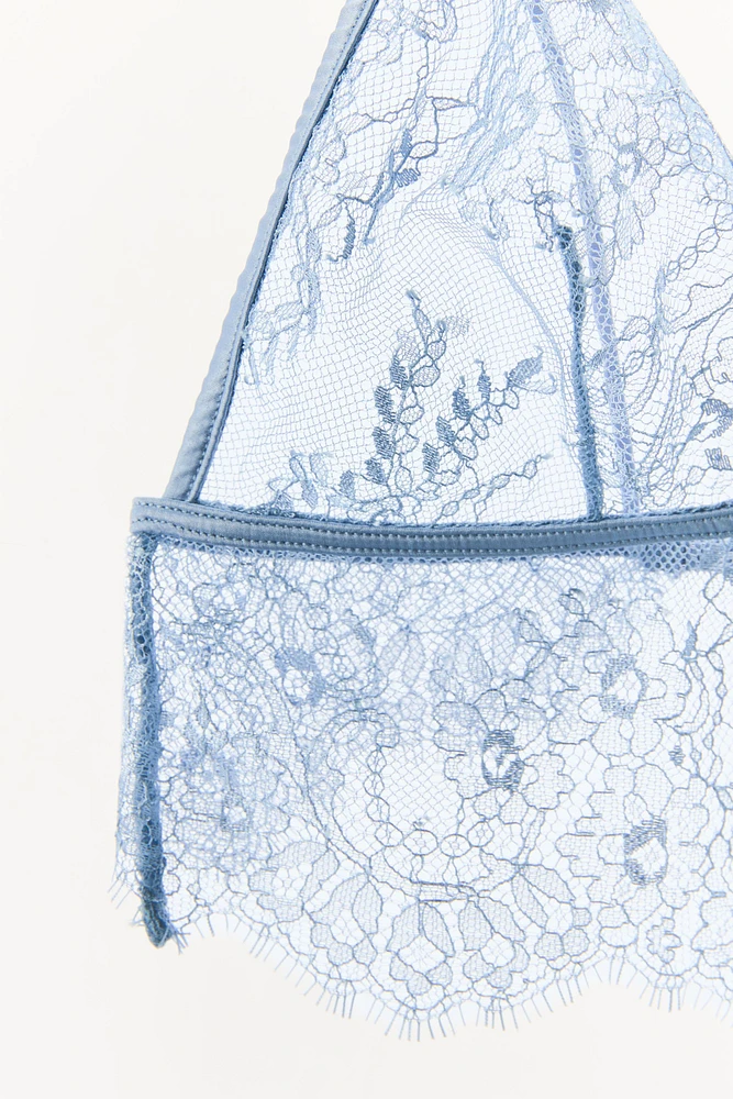 BRALETTE TRIANGLE EN DENTELLE