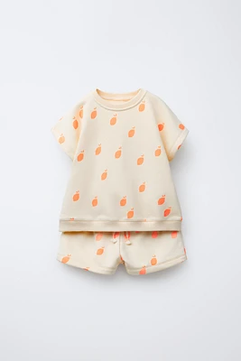 ENSEMBLE DE JOGGING T-SHIRT ET BERMUDA IMPRIMÉ