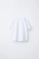 T-SHIRT À POCHE BRODÉE