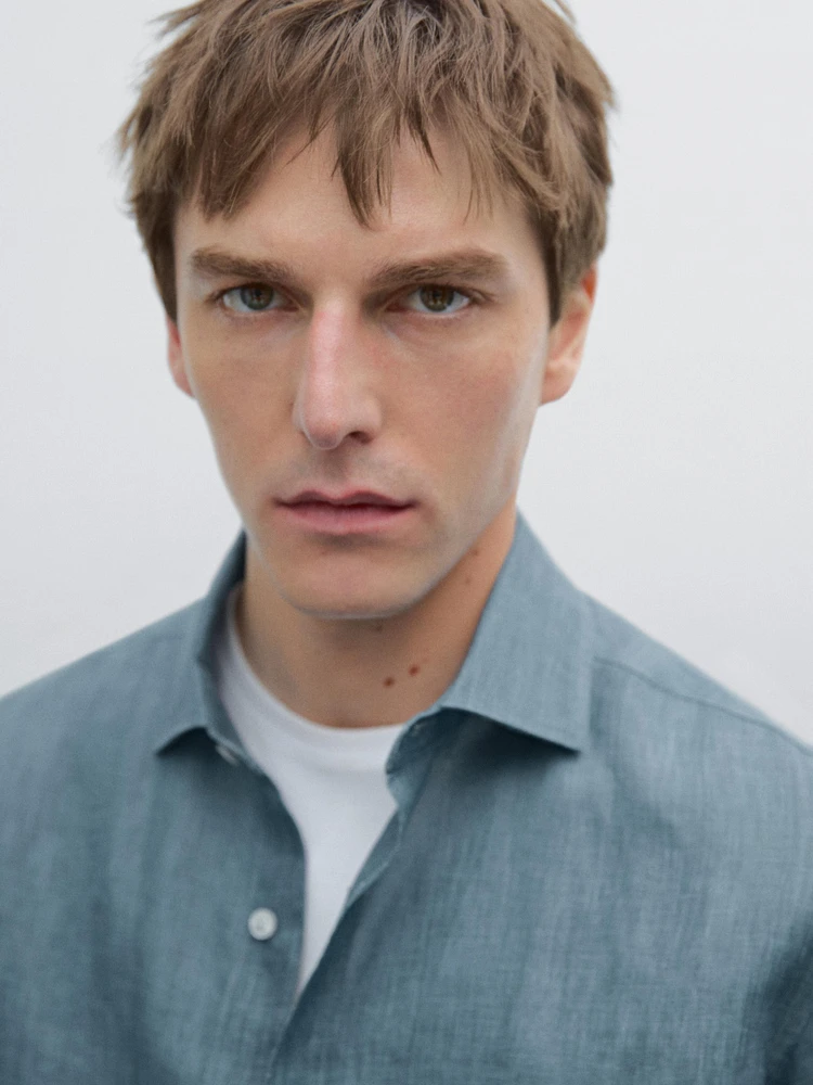 Lightweight regular fit 100% linen shirt