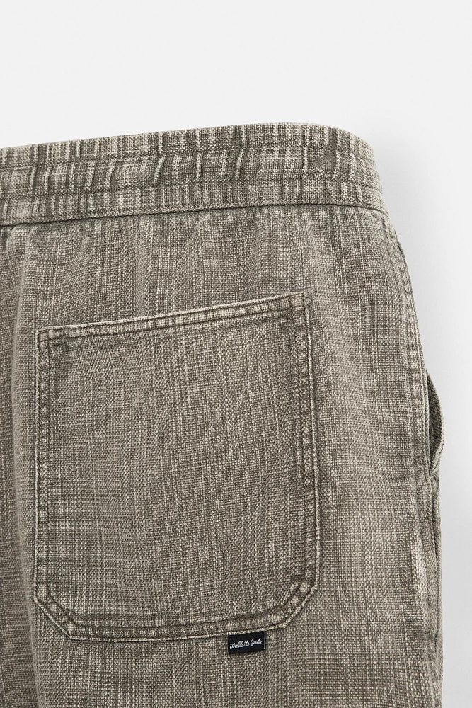 WASHED TEXTURED SHORTS