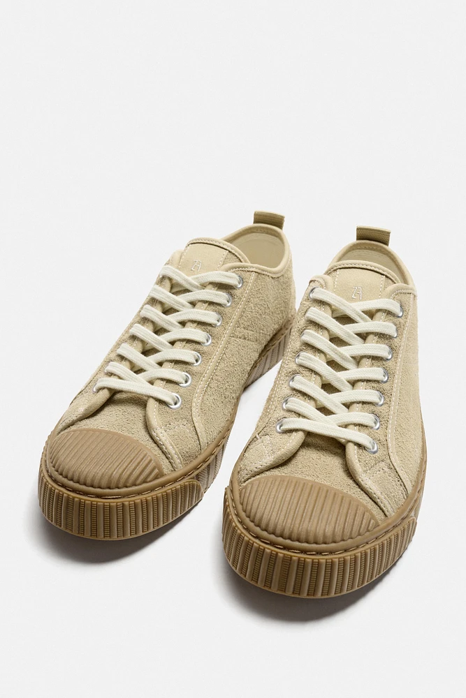 CONTRAST LEATHER SNEAKERS