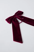 VELVET BOW SCRUNCHIE