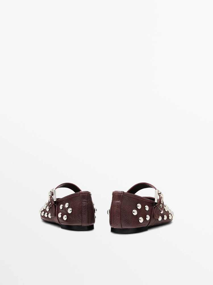 Ballet flats with studded buckles