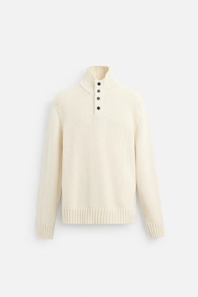 COTTON-WOOL BUTTON SWEATER
