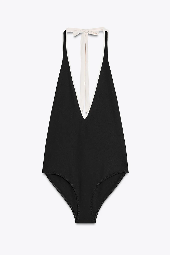 MAILLOT DE BAIN HALTER CONTRASTÉ