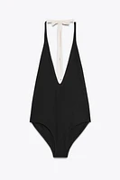 MAILLOT DE BAIN HALTER CONTRASTÉ