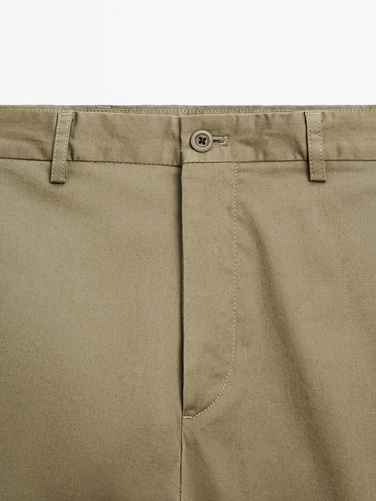 Pantalon tapered fit en coton mélangé