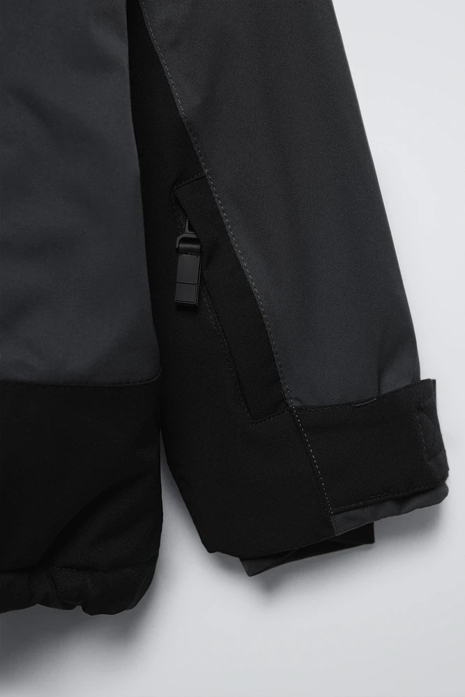 WATER REPELLENT AND WINDPROOF RECCO® SYSTEM POUCH POCKET JACKET SKI COLLECTION