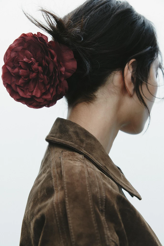 WOVEN FLORAL HAIR CLIP