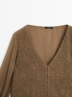Textured shirt with ruffles