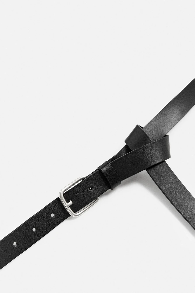 CEINTURE LONGUE EN CUIR