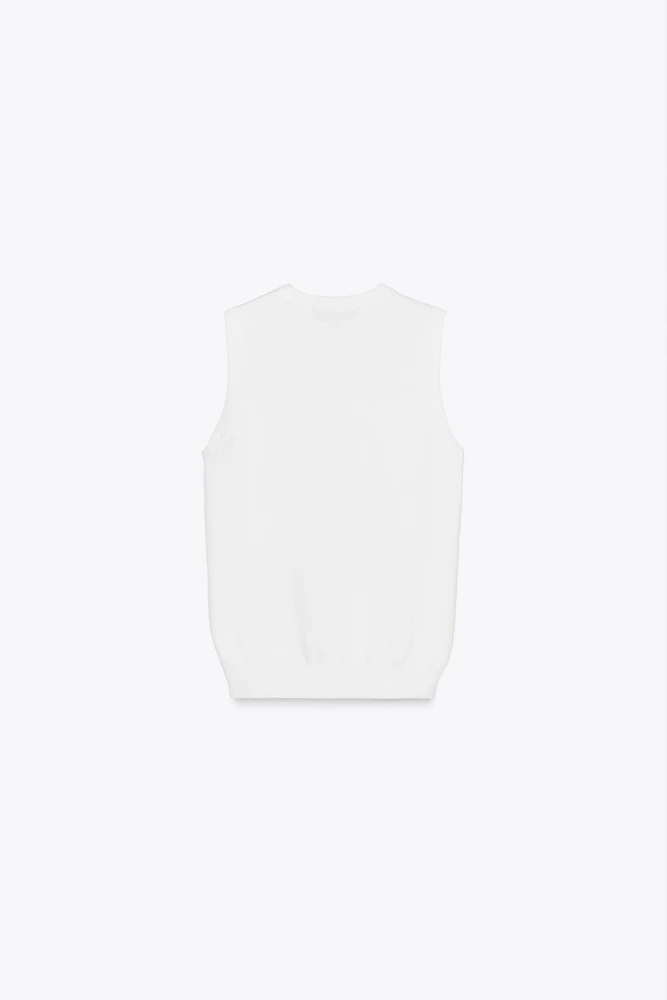 TOP EN MAILLE SANS MANCHES