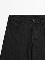 Loose mid-rise wide-leg jeans