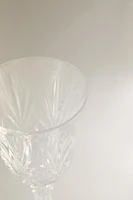 ENGRAVED CRYSTALLINE WINE GLASS