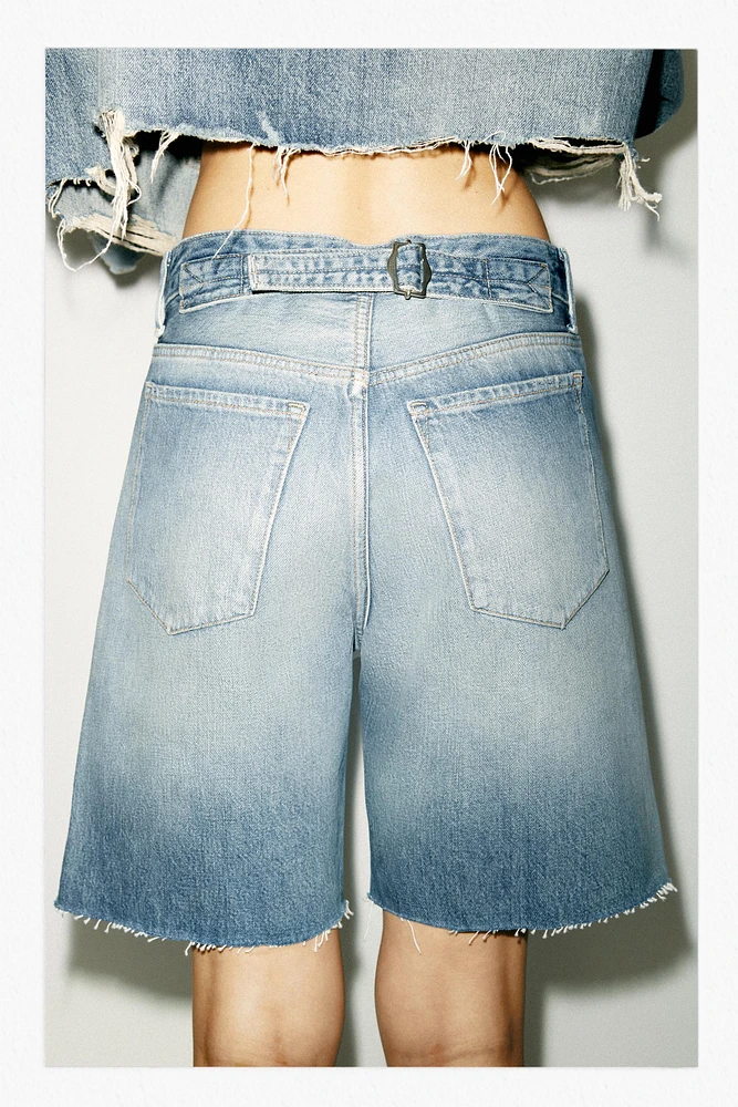 BERMUDA EN JEAN TRF PASSANT TAILLE NORMALE