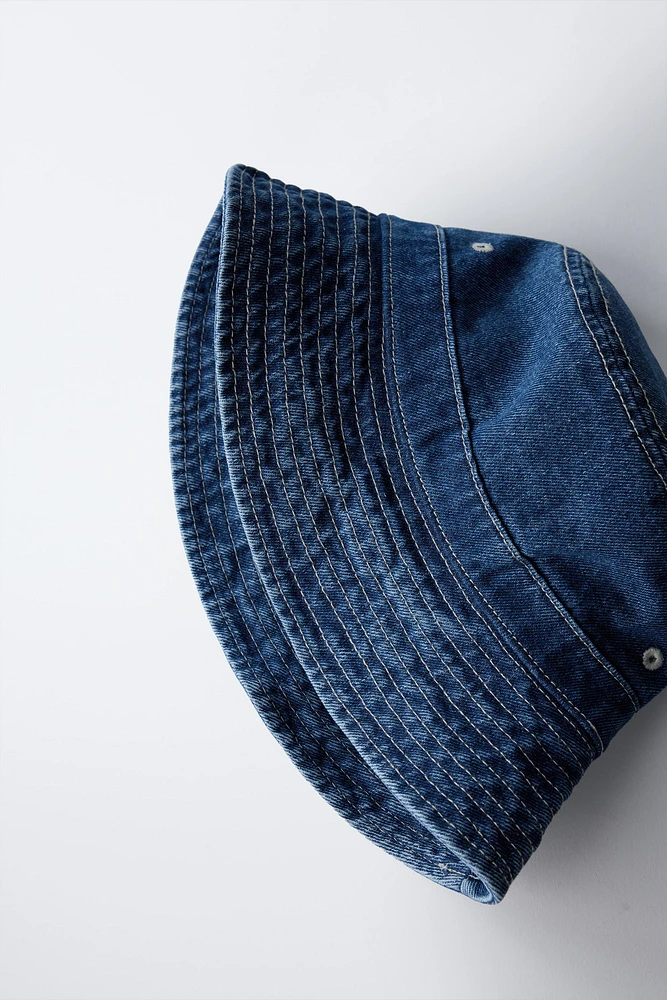 DENIM BUCKET HAT